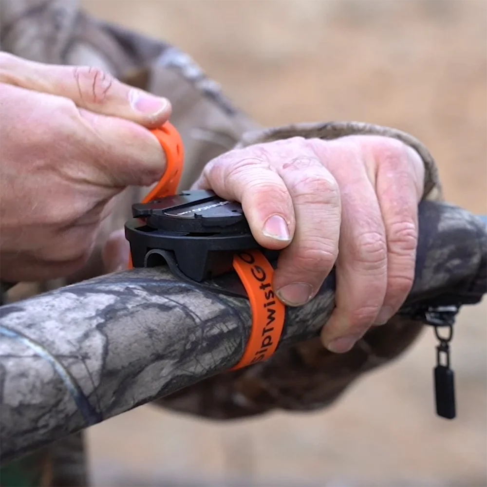 How to install the bar mount locking cup holder: Place on tube or bar and pull the strap tight.